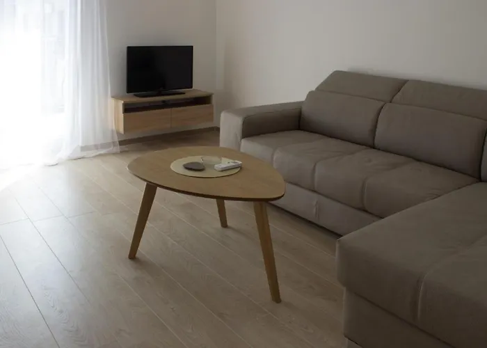 Apartments Prova ****